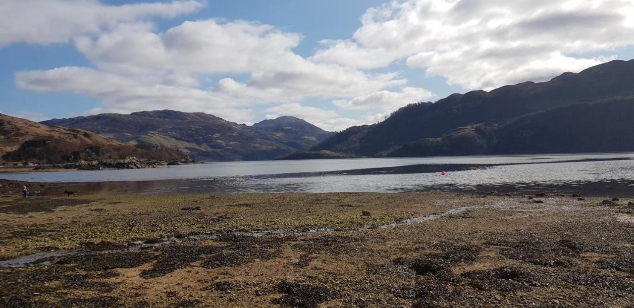 Ceol Na Ron - First Line Of The Beach Kirkton Bagian luar foto